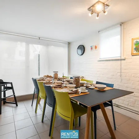 Сasa de vacaciones De Mus - House With Enclosed Garden For 9 People
