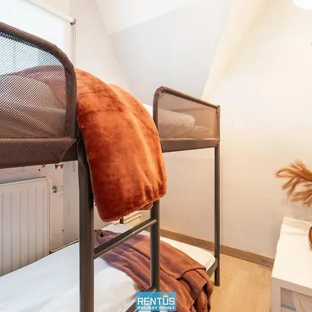 Сasa de vacaciones De Mus - House With Enclosed Garden For 9 People *