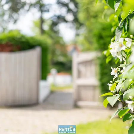 De Mus - House With Enclosed Garden For 9 People Nieuwpoort