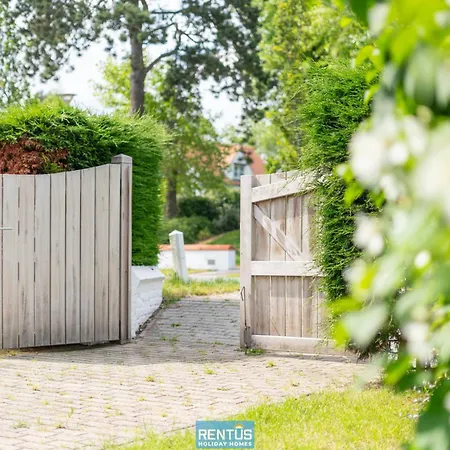 Сasa de vacaciones De Mus - House With Enclosed Garden For 9 People